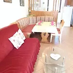 Apartman Tomo