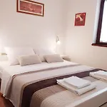 Apartman Tomo